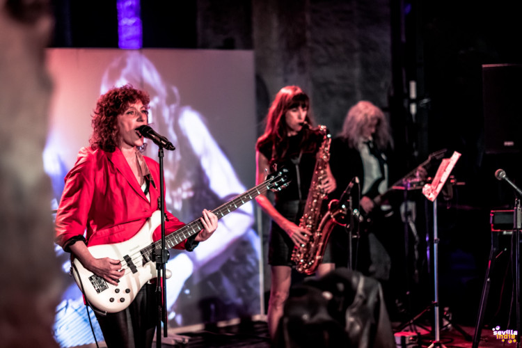 COREA + SLOW PROJECT y RAQUEL LAO con Aurora López, Mercedes Bernal y Concha Laverán - Pioneras del Rock Sevillano (04 Noviembre 2021)
